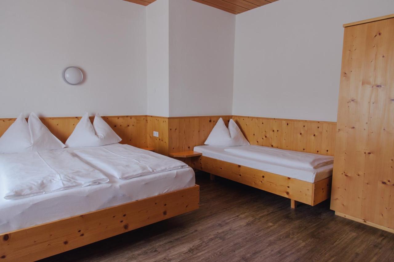 Hotel Drei Kreuz Salzburg Bagian luar foto