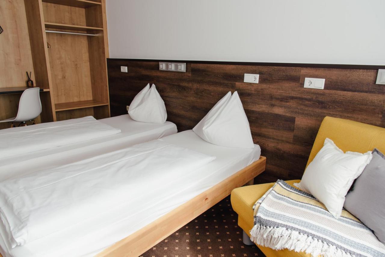 Hotel Drei Kreuz Salzburg Bagian luar foto