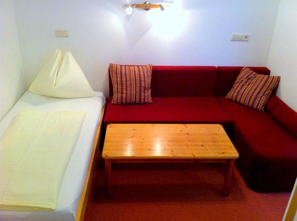 Hotel Drei Kreuz Salzburg Bagian luar foto